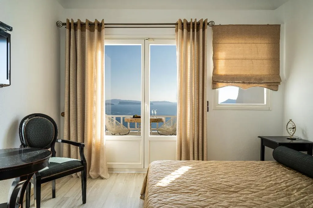 Room, Delfini Villas, Santorini