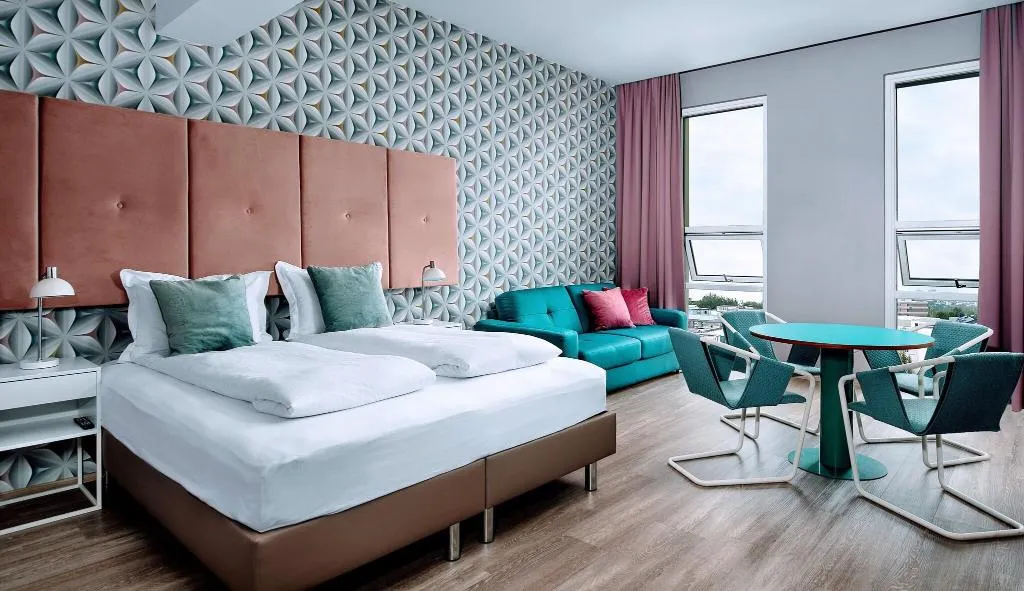 QUADRUPLE WITH KITCHENETTE Room, Oddsson Hotel, Reykjavik