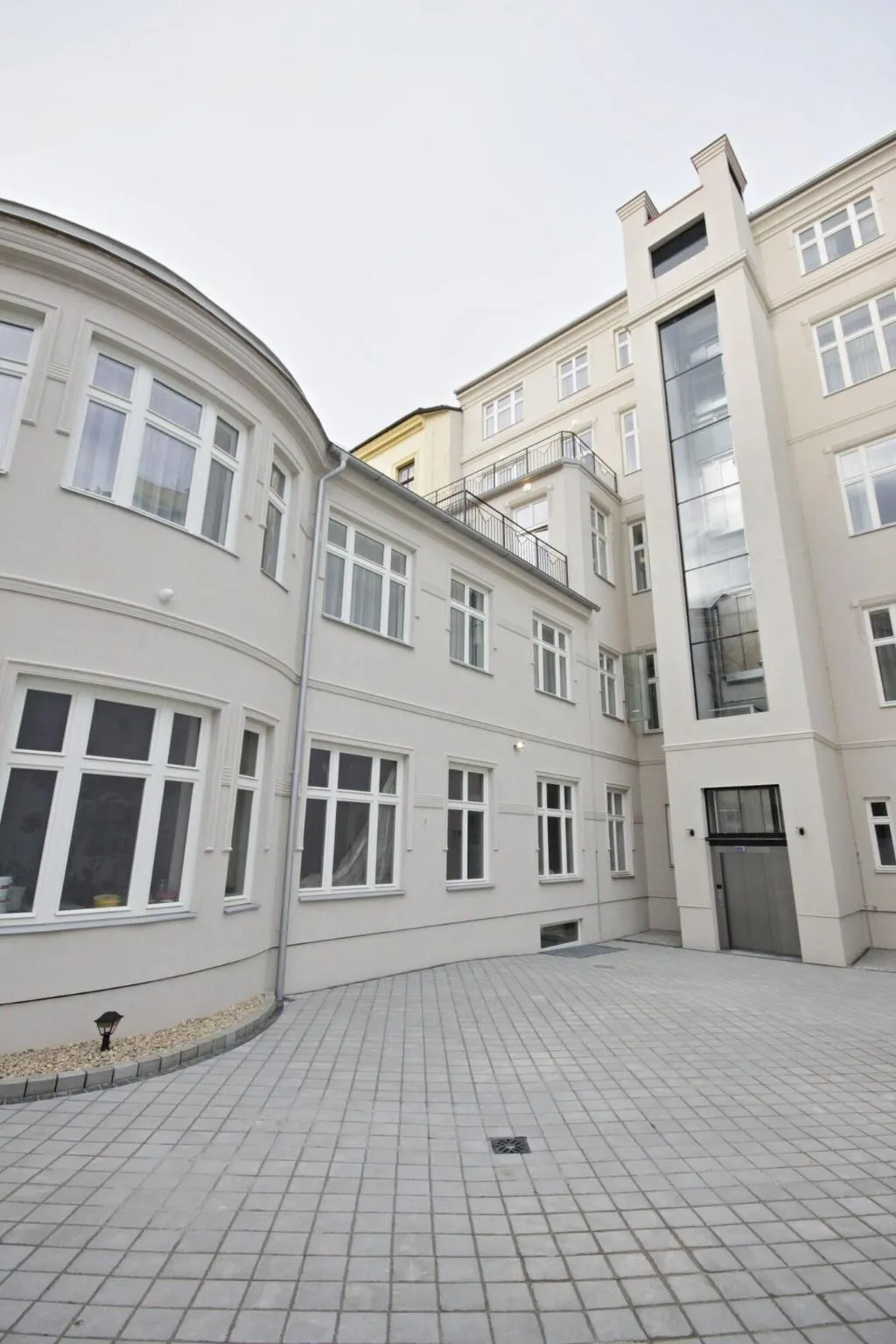 General view, Elizabeth Suites, Prague