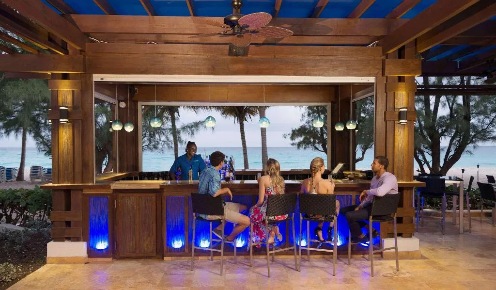 Bar, Divi Southwinds Beach Resort, Barbados