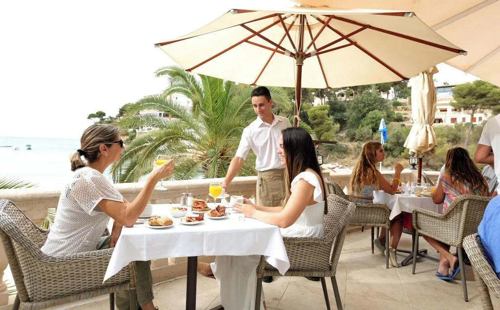 Restaurant, Hotel Cala Santanyi, Majorca