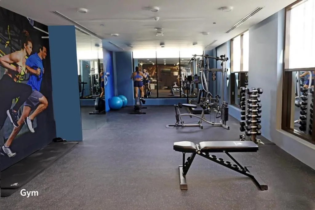 Sports and Entertainment, Grand Kingsgate Waterfront Hotel, Dubai