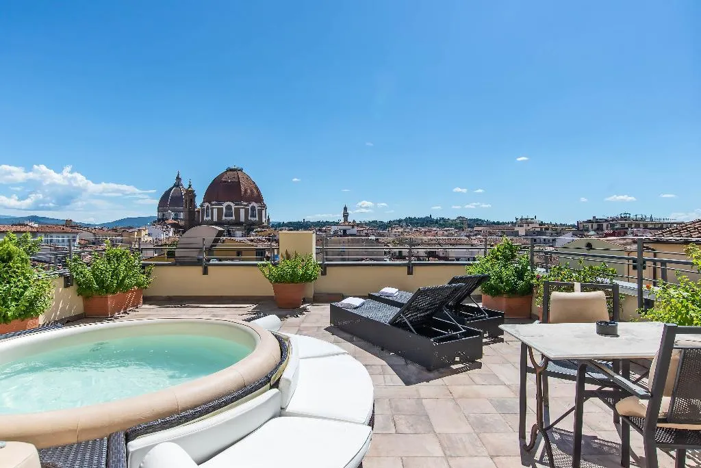 SUITE CITY VIEW Room, Machiavelli Palace, Florence