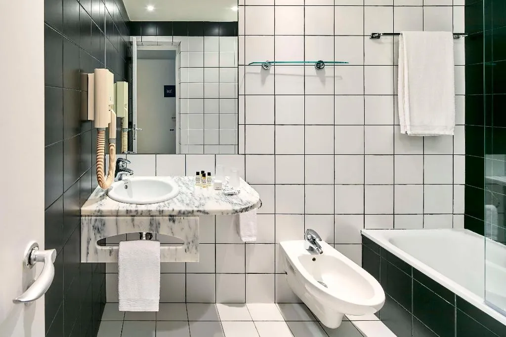 DOUBLE SINGLE USE STANDARD Room, NH Lagos Algarve Resort, Algarve