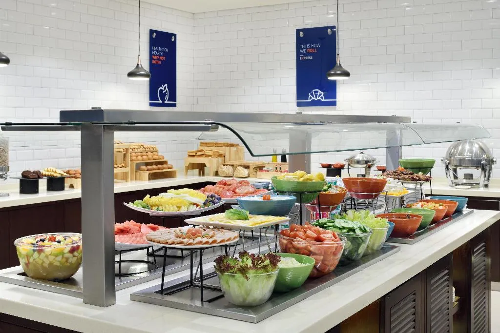 Restaurant, Holiday Inn Express Dubai, Internet City, Dubai