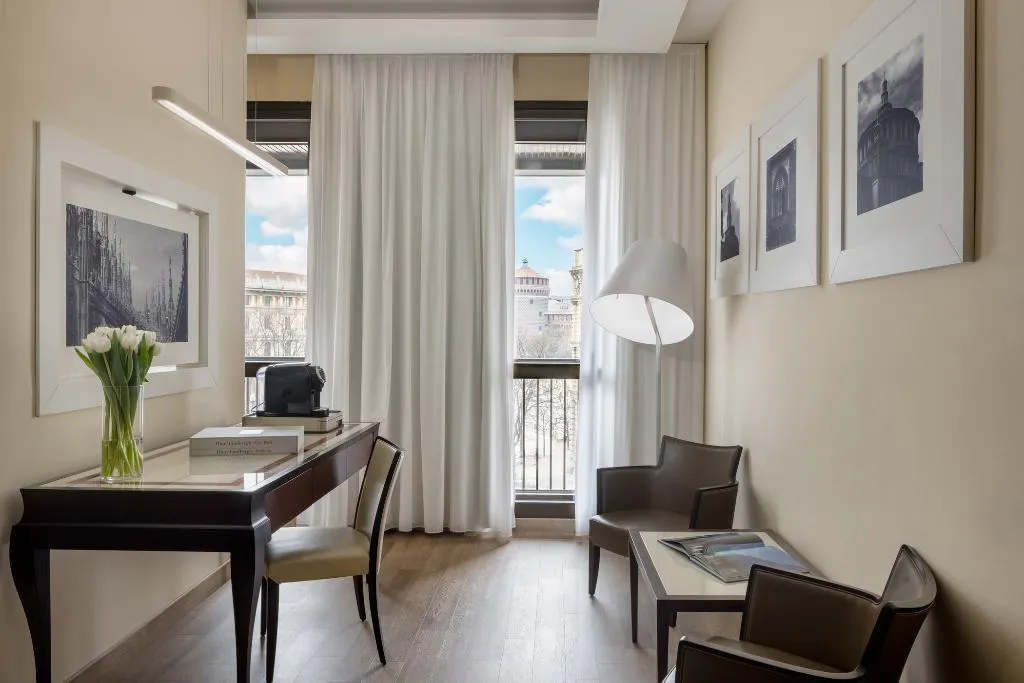 JUNIOR SUITE CAPACITY 1 Room, UNA HOTELS Cusani Milano, Milan