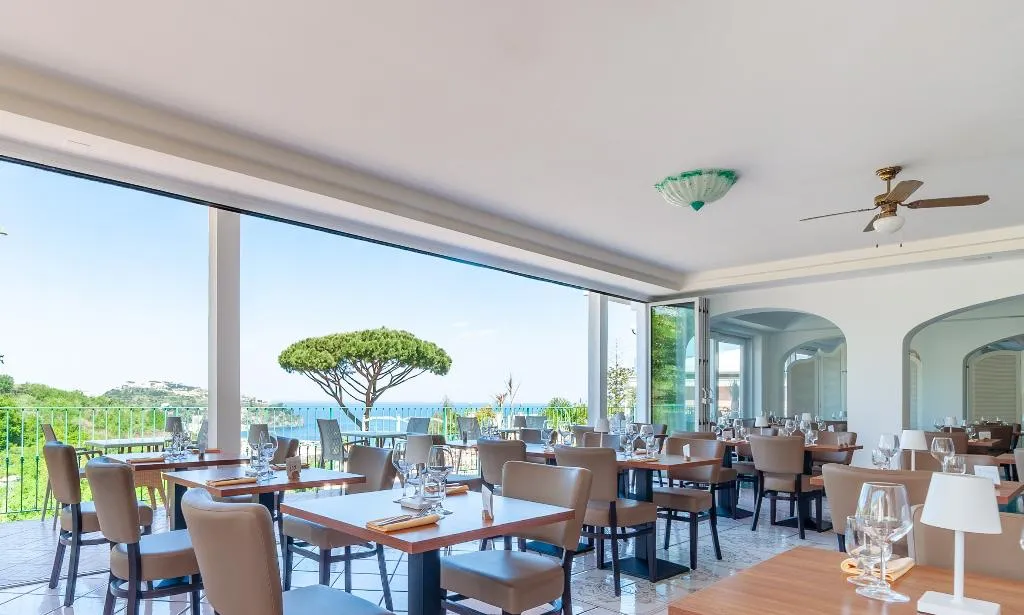 Restaurant, Hotel Terme La Pergola, Naples