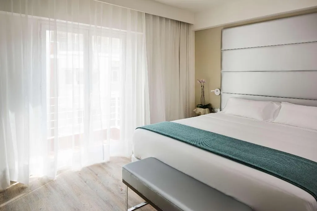 Room, NH Madrid Zurbano, Madrid