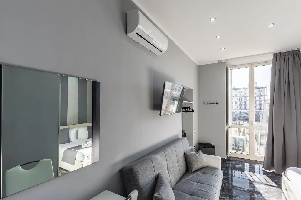DOUBLE SUPERIOR Room, Hotel Palace Napoli, Naples