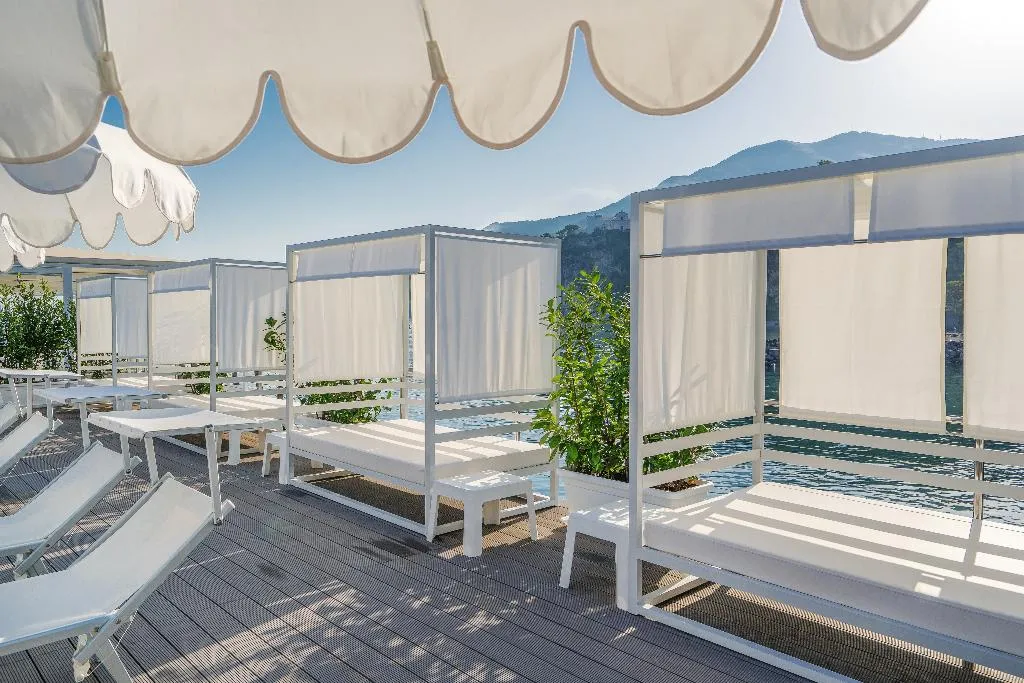 Beach, Mary Hotel, Naples