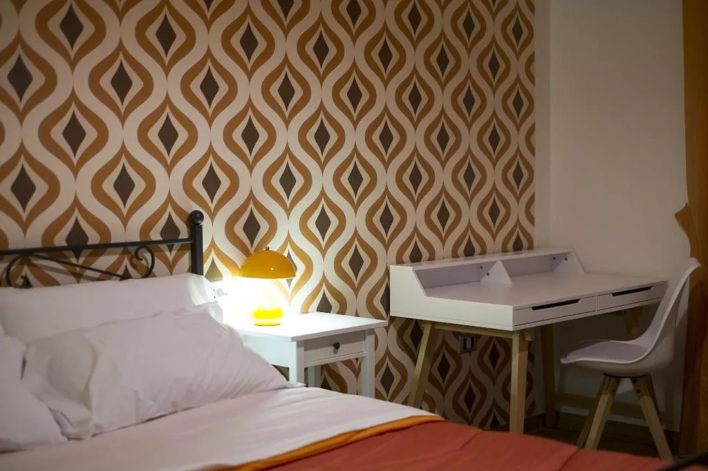 Room, 1970 Rooms, Naples