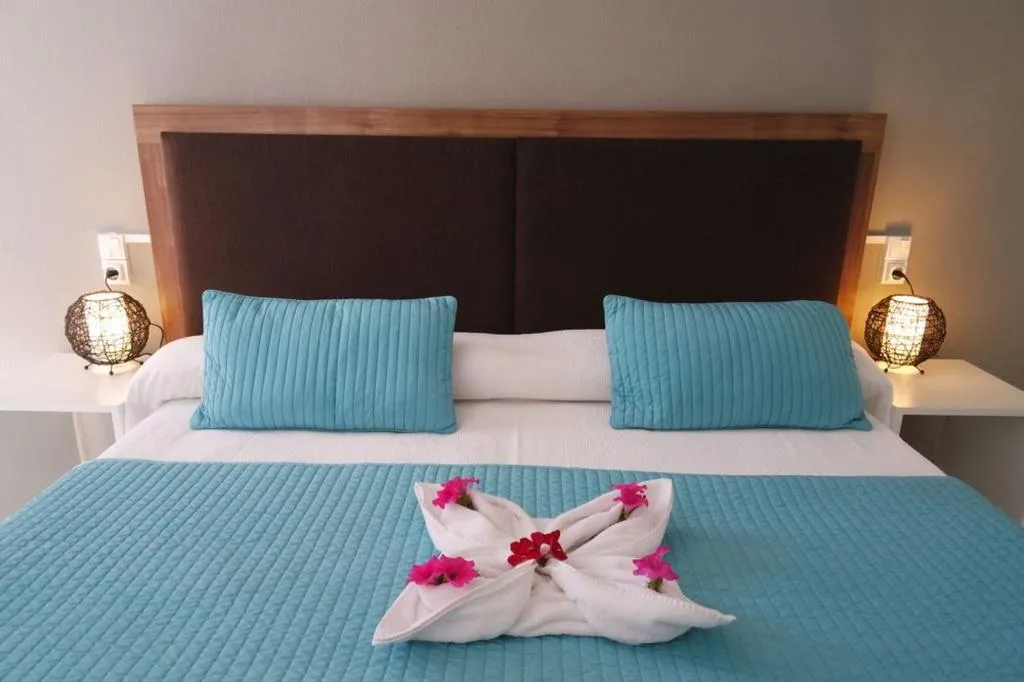 SUITE SEA VIEW WITH BALCONY Room, Es Nautico Suites, Majorca