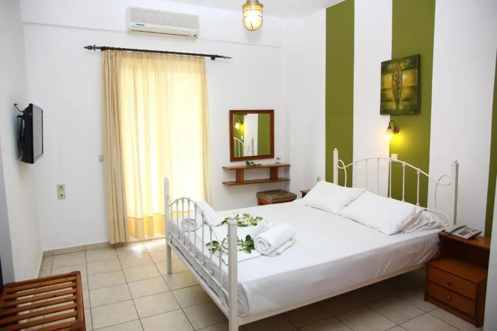 APARTMENT GARDEN VIEW ONE BEDROOM Room, Nikos Apartments, Crete
