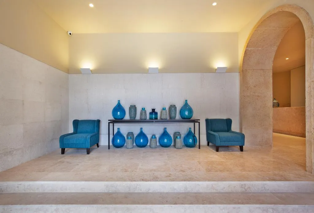 Lobby, Lisbon Five Stars Apartments 8 Building, Lisbon