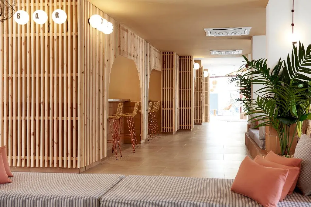 Lobby, tent Lloret de Mar, Costa Brava