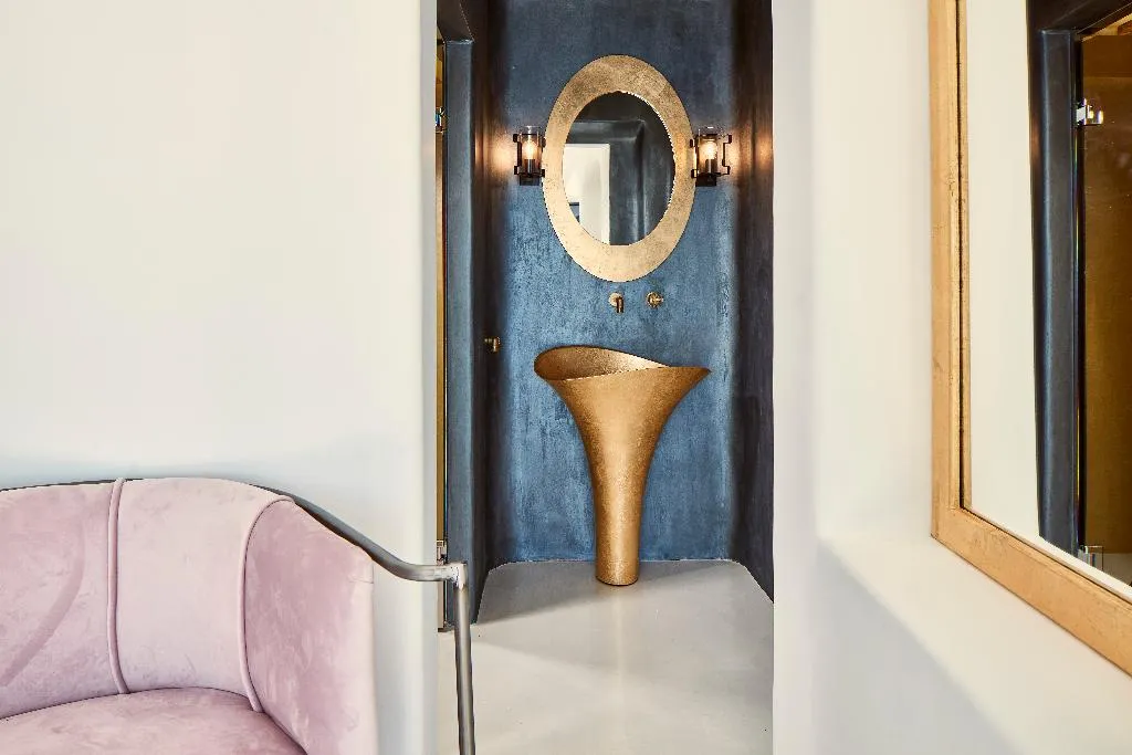 Double or Twin SUPERIOR Room, Homeric Poems, Santorini