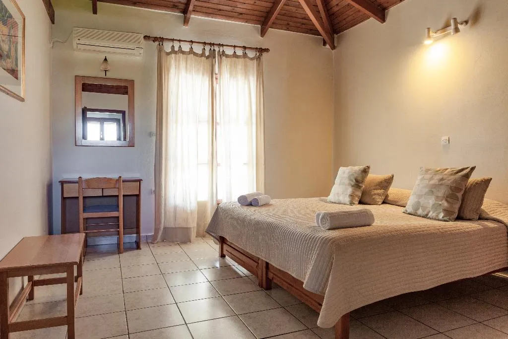 Room, Korfiatis Apartments, Zante