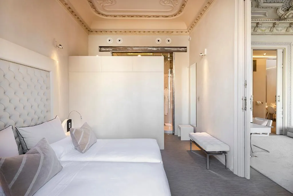 SUITE TWO BEDROOMS WITH TERRACE Room, El Palauet Modernist Suites, Barcelona