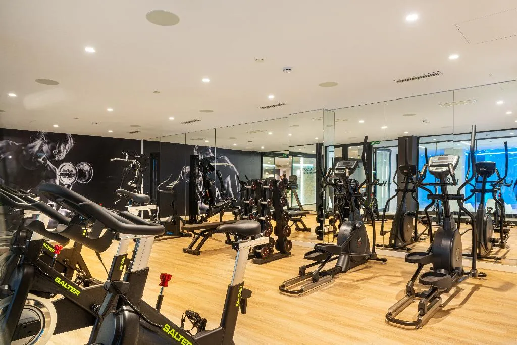 Sports and Entertainment, L'Azure Hotel, Costa Brava