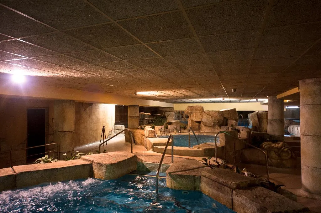 Sports and Entertainment, Playazimbali, Costa Almeria