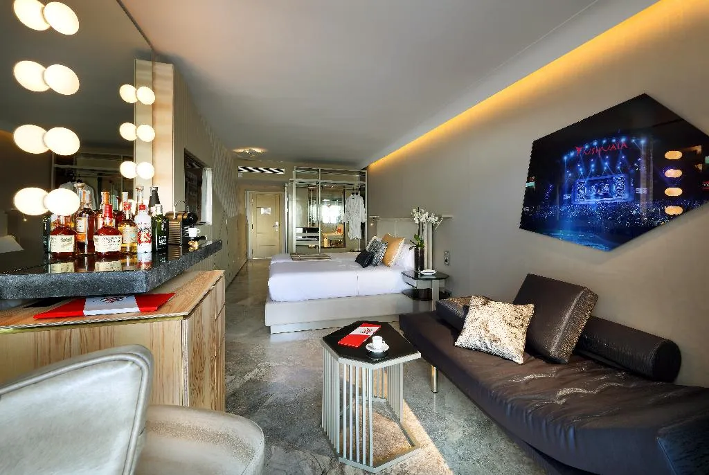TRIPLE SUPERIOR WITH TERRACE Room, Ushuaia Ibiza Beach Hotel – Adults Only, Ibiza