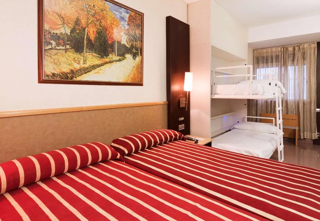 Room, Catalonia Hispalis, Seville