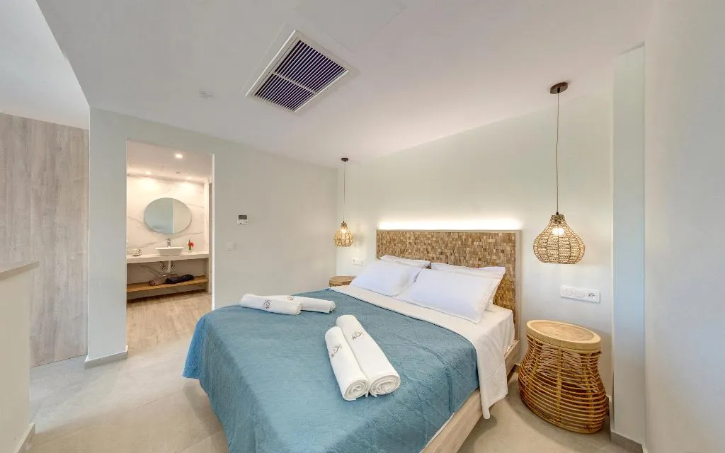 SUITE SUPERIOR WITH TERRACE Room, Spiros-Soula Family Hotel & Thematic Suites, Crete