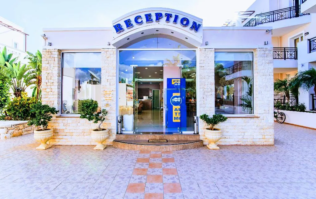 Lobby, Yiannis Manos, Crete