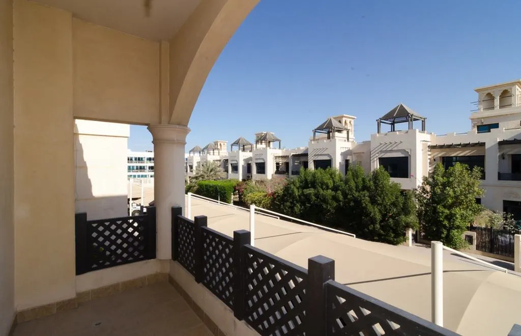 Room, Roda Beach Resort, Dubai