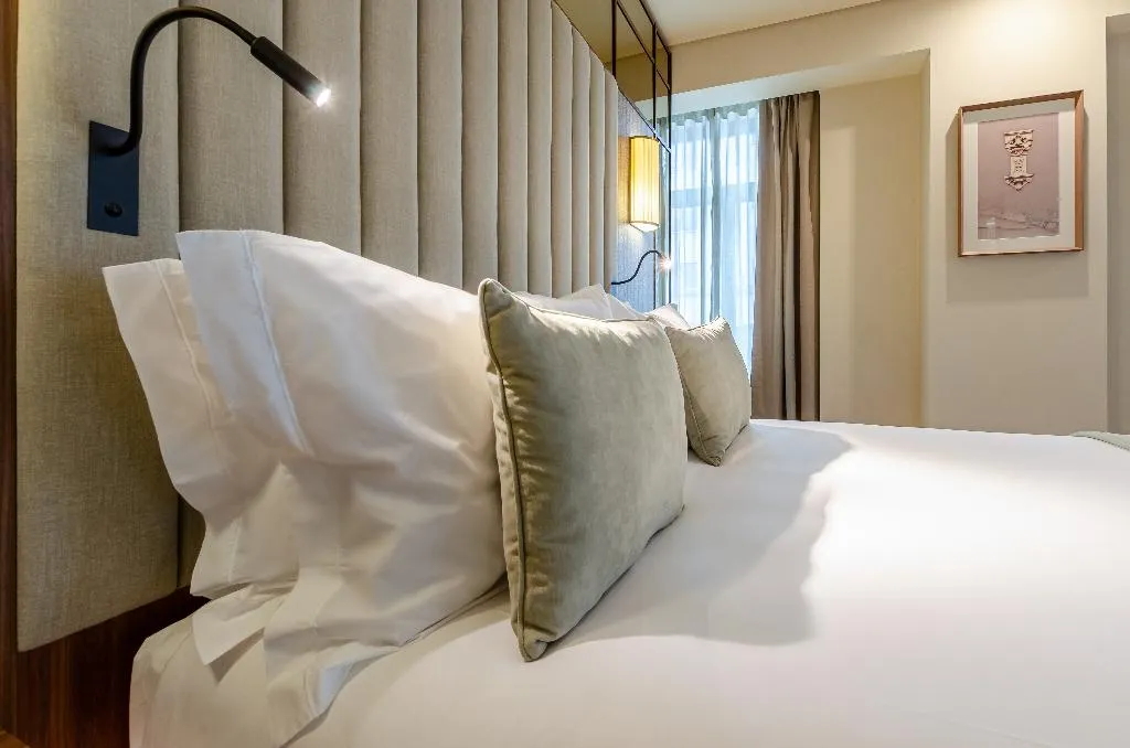 DOUBLE SUPERIOR Room, Turim Lisboa Hotel, Lisbon