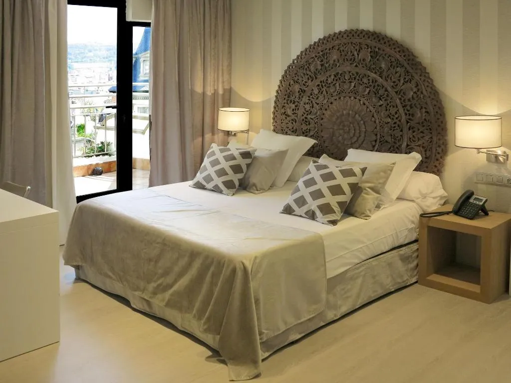 Room, Serennia Exclusive Rooms, Barcelona