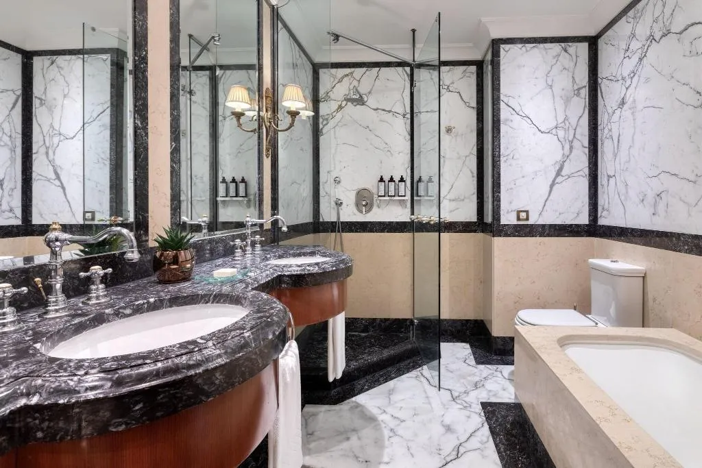 DOUBLE CLASSIC Room, Grande Bretagne, A Luxury Collection Hotel, Athens