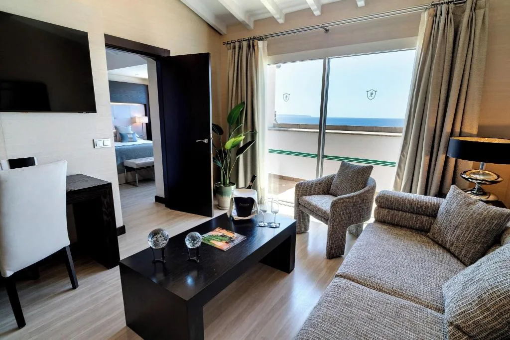 SUITE KING SIZE BED Room, Santos Nixe Palace, Majorca