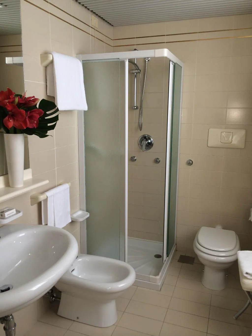 Double or Twin CLASSIC Room, Starhotels Cristallo Palace, Milan