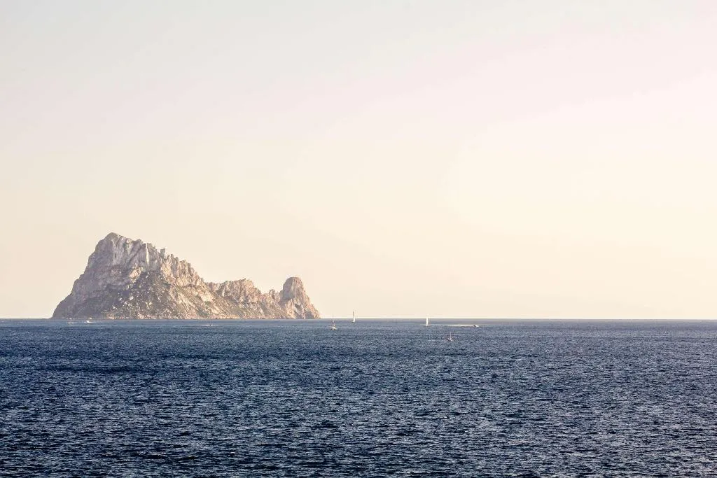 Sports and Entertainment, Club Calimera Delfin Playa, Ibiza