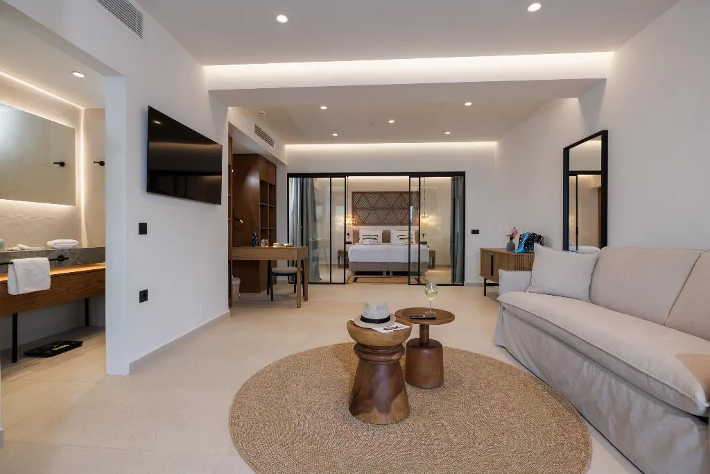 SUITE DELUXE GARDEN VIEW Room, Deos Luxury Suites, Crete