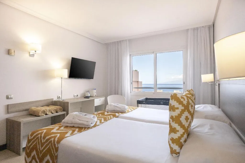 SUITE STANDARD Room, Landmar Costa Los Gigantes Family Resort, Tenerife