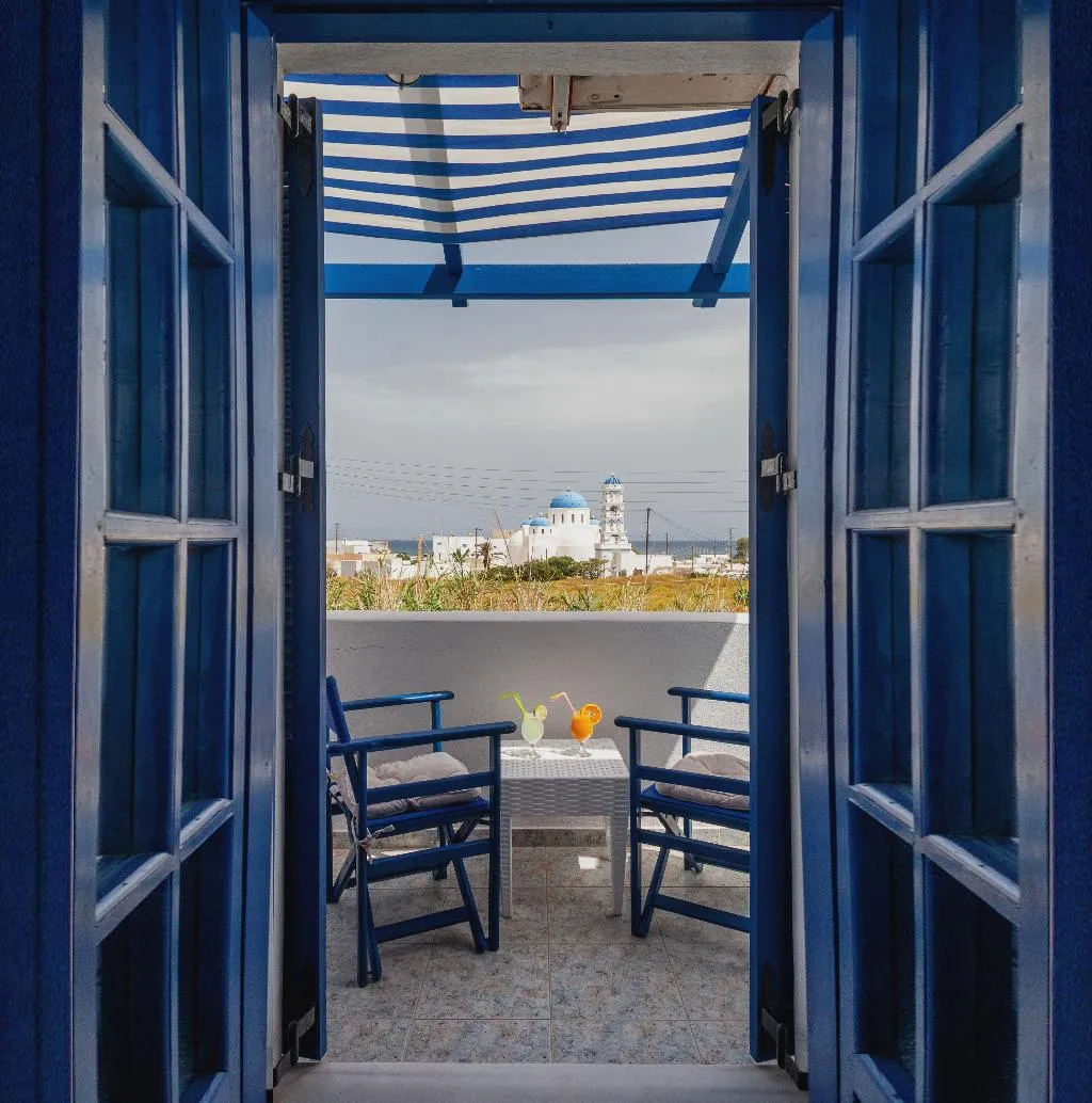 DOUBLE STANDARD Room, Roula Villa, Santorini