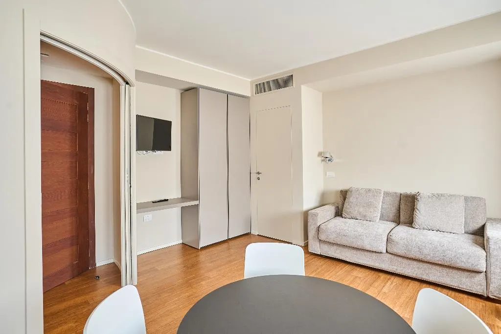 APARTMENT DELUXE ONE BEDROOM Room, Ariosto Living, Milan