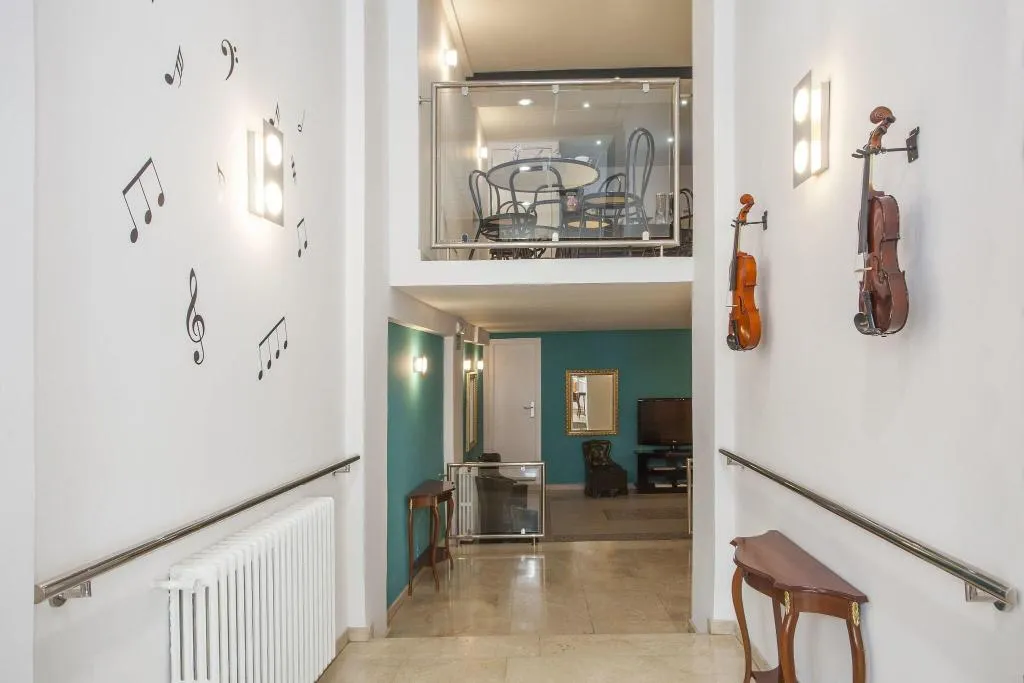 Lobby, Casual de la Música Valencia, Valencia