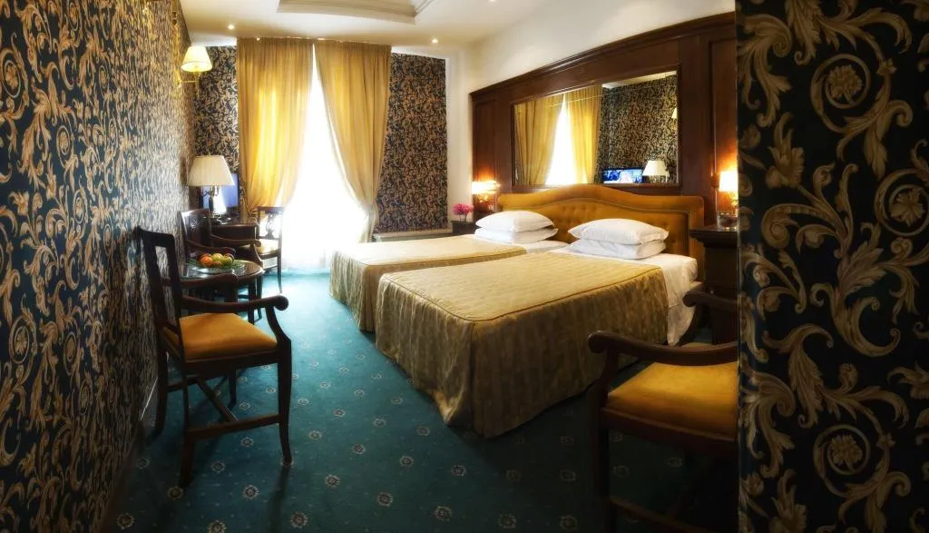 Room, Morgana, Rome