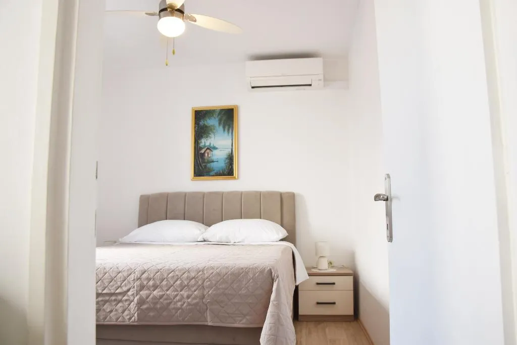 APARTMENT CAPACITY 6 TWO BEDROOMS Room, Vulicevic Apartmani, Dubrovnik