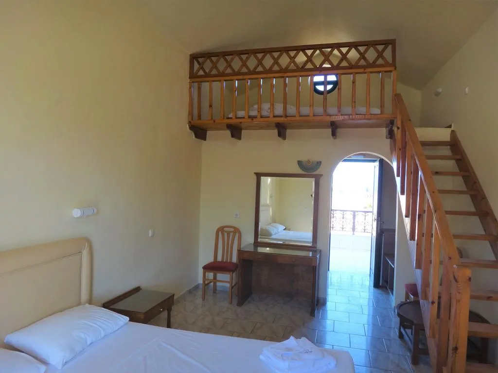 FAMILY ROOM STANDARD Room, Diogenis Blue Palace, Crete