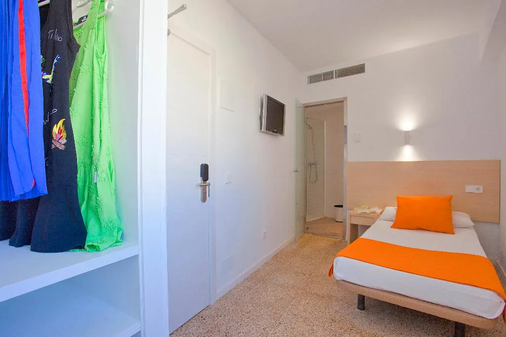 SINGLE STANDARD Room, Peru Playa, Majorca
