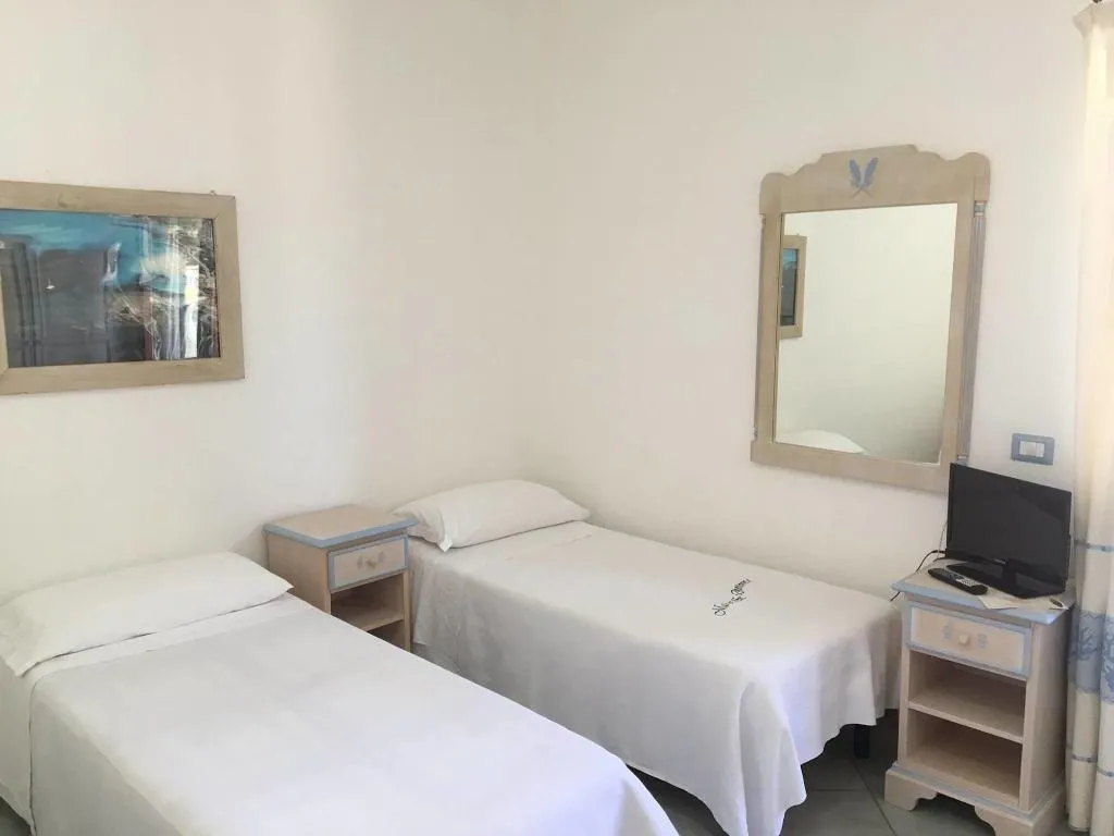 Room, Molti Mari B&B Resort, Olbia