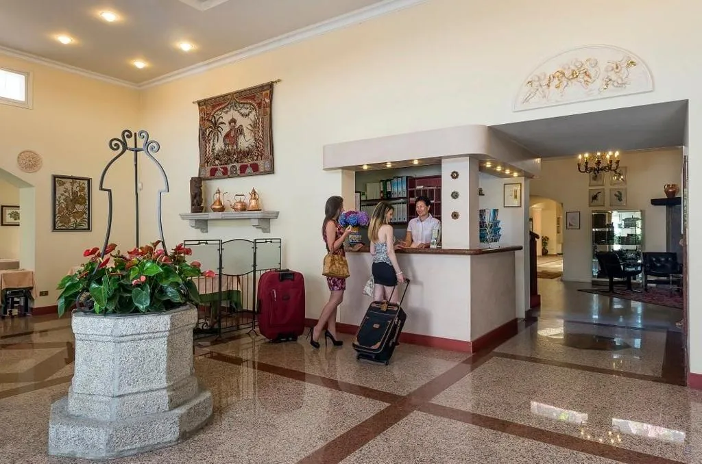 Lobby, Lido La Perla Nera Hotel, Milan