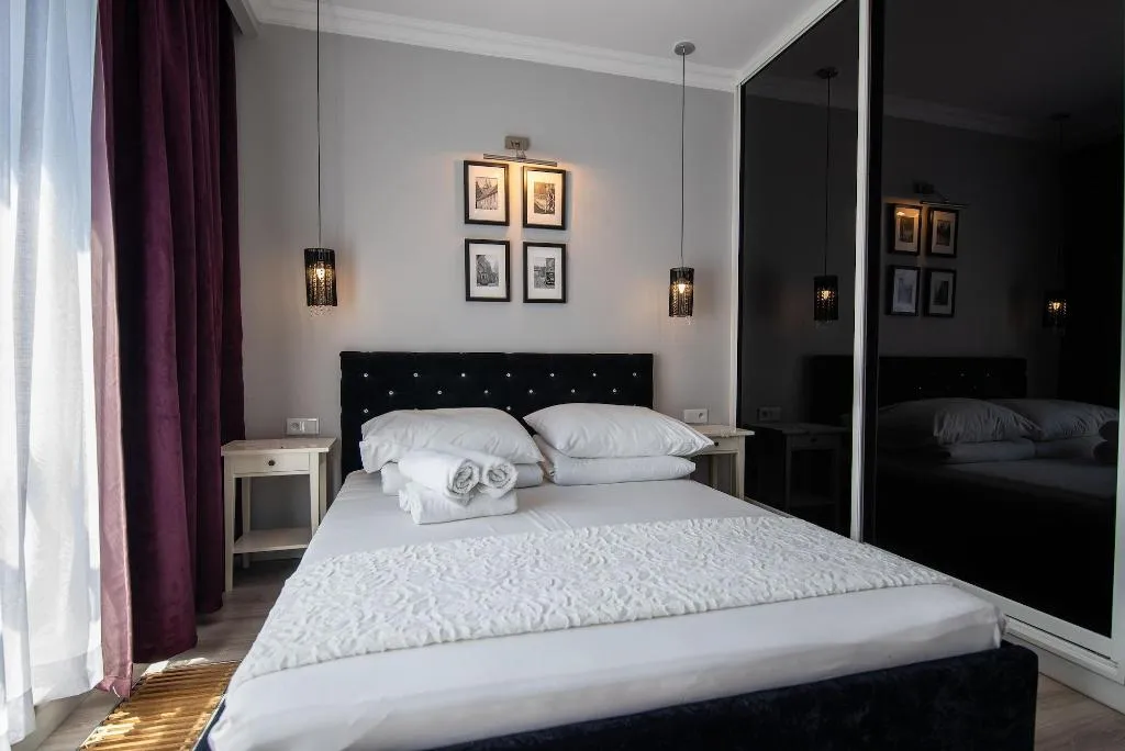 Room, City Lights Apartments, Krakow
