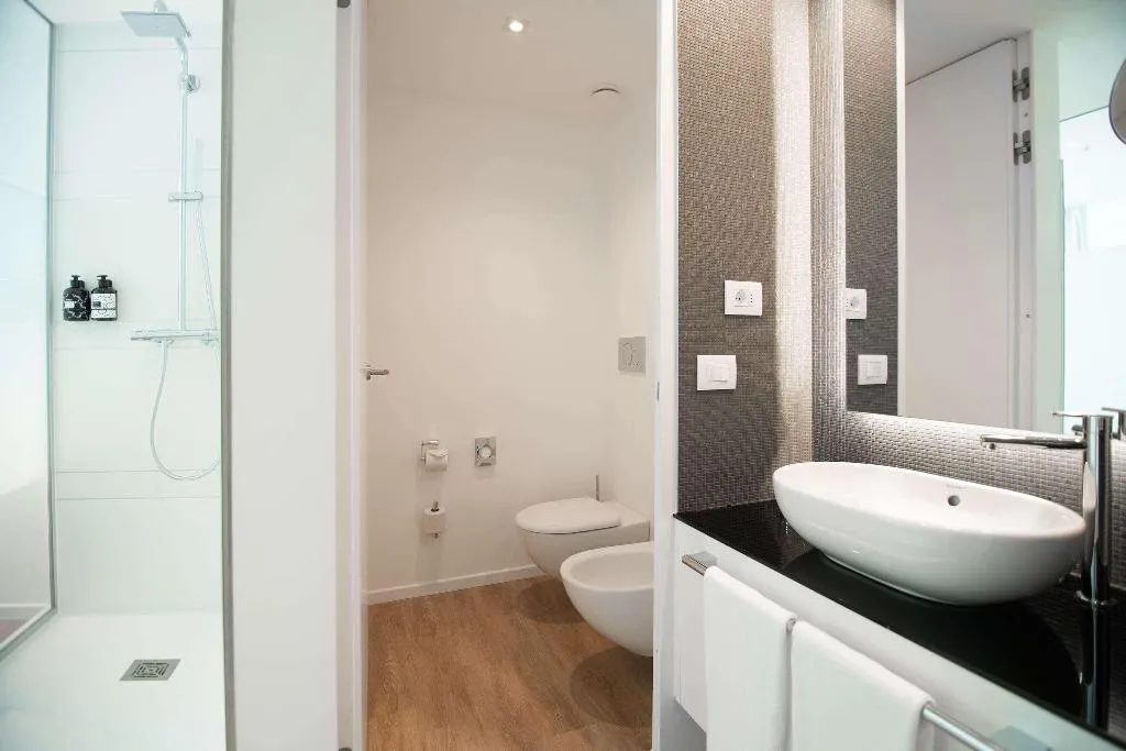 Room CONNECTING ROOM Room, Innside Milano Torre Galfa, Milan