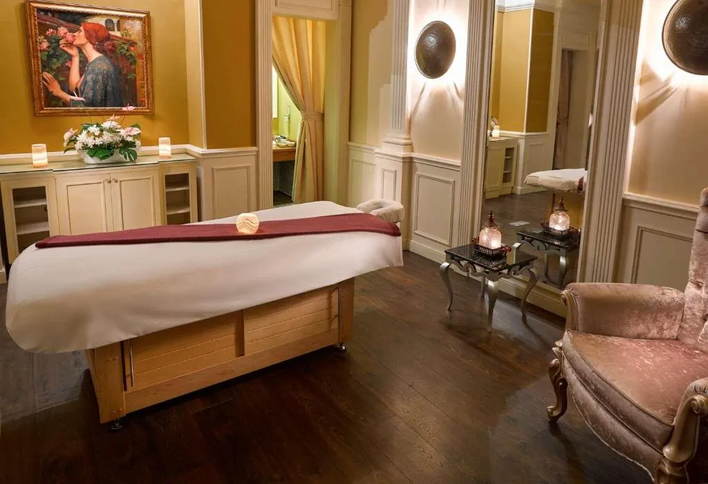 Sports and Entertainment, Kempinski Palace Cairo, Cairo