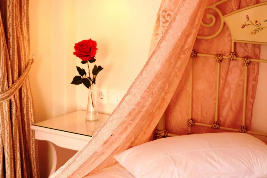Room, Evizorzia Villas, Santorini